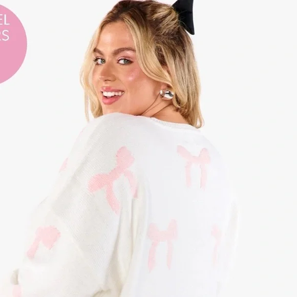 NWT MUMU pink bow sweater - Picture 2 of 8